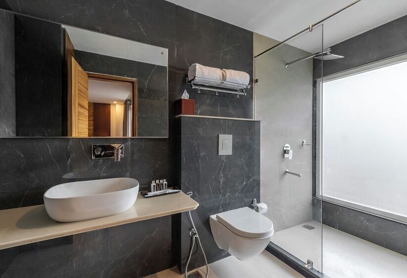 Resort Country Inn Premier Pacific Mall Road Mussoorie