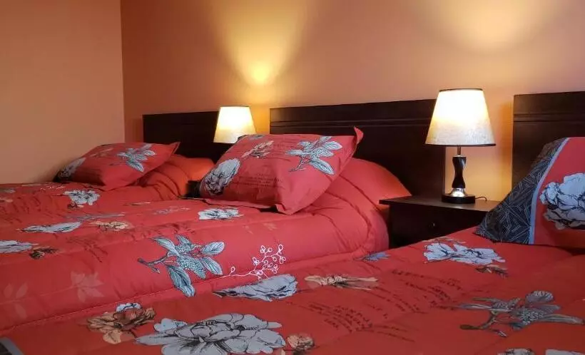 Retkeilymaja Hostal Nataly