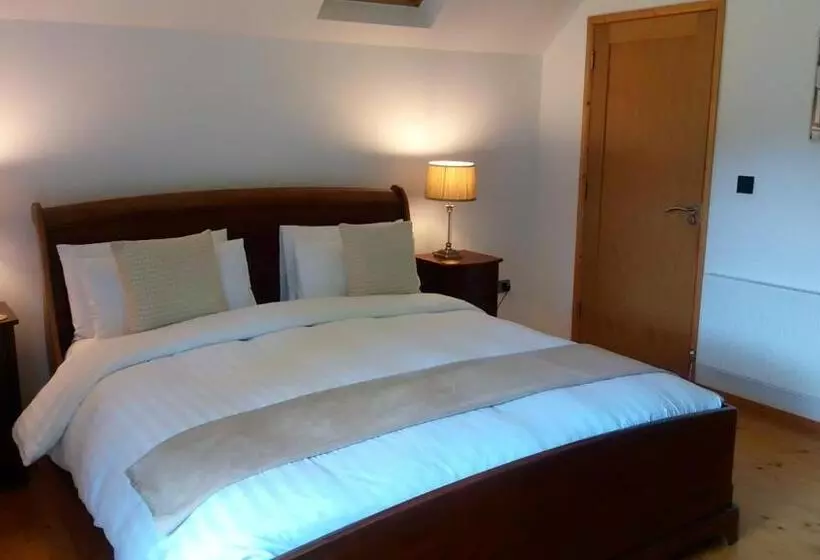 Bed and Breakfast Augherea House