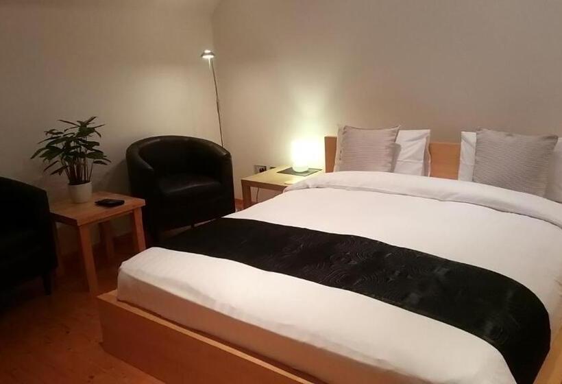 住宿加早餐 Augherea House