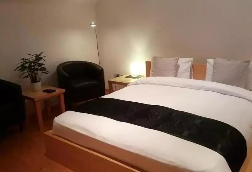 Bed and Breakfast Augherea House