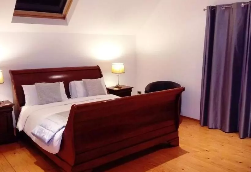 Bed and Breakfast Augherea House