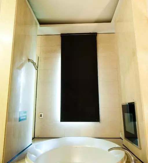 Her Home Spa Motel Chiayi