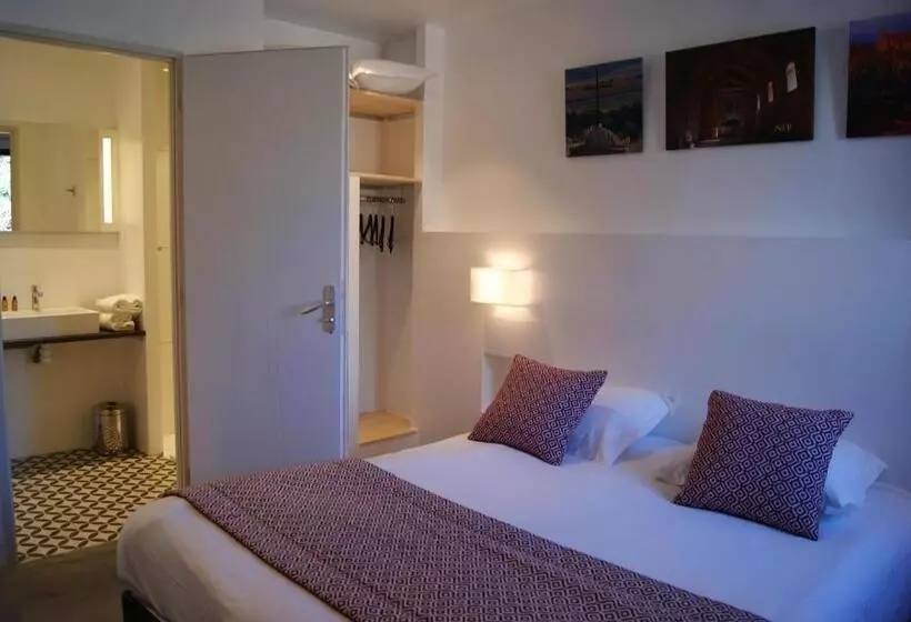 Hotel Contact Hôtel Le Minervois   Hôtel & Restaurant Au Nord De Carcassonne