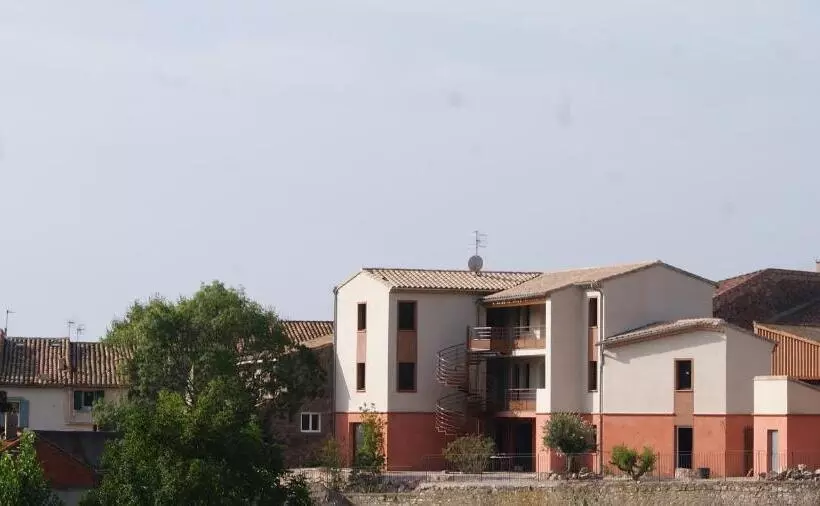 Hotel Contact Hôtel Le Minervois   Hôtel & Restaurant Au Nord De Carcassonne