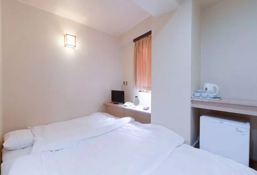 Hotelli Tabist Sasebo Palace