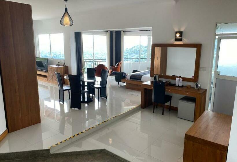 בית מלון כפרי The Heaven's Villa Kandy