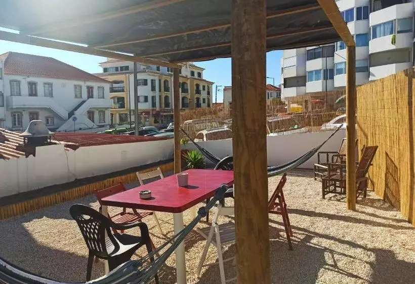 Meraki Hostel