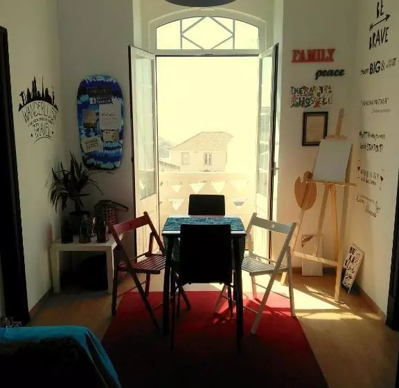 Meraki Hostel