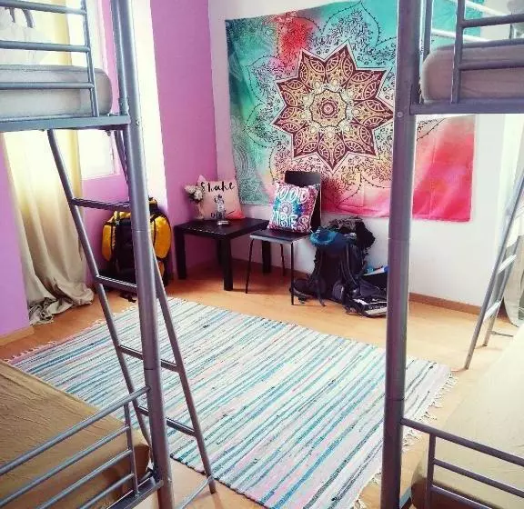 Meraki Hostel