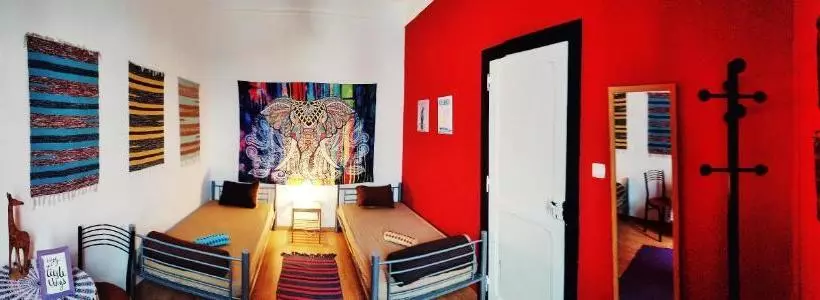 Meraki Hostel