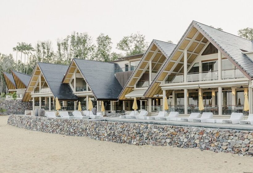 منتجع The Kasturi