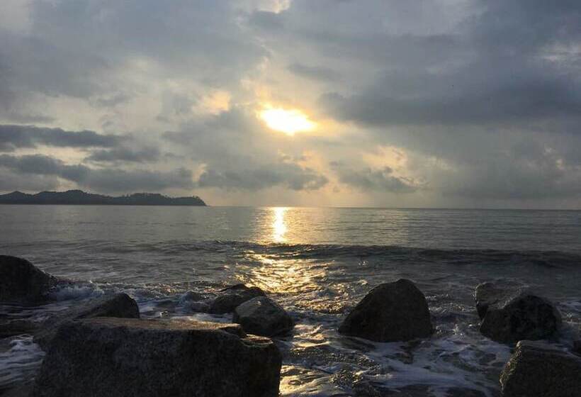 منتجع The Kasturi