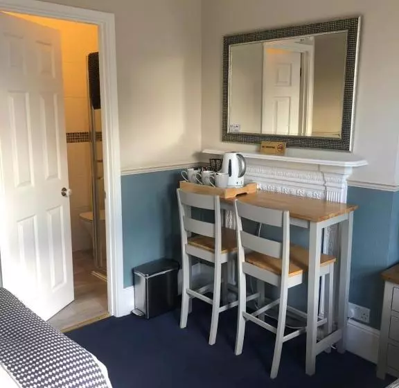 Aamiaismajoitus (B&B) Netley Guest House