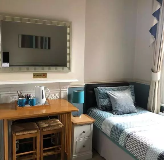 Aamiaismajoitus (B&B) Netley Guest House