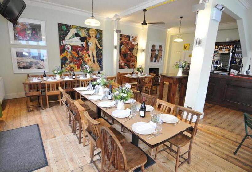 민박 The Grange Pub