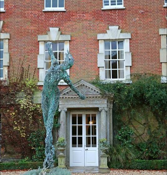 Отель 10 Castle Street