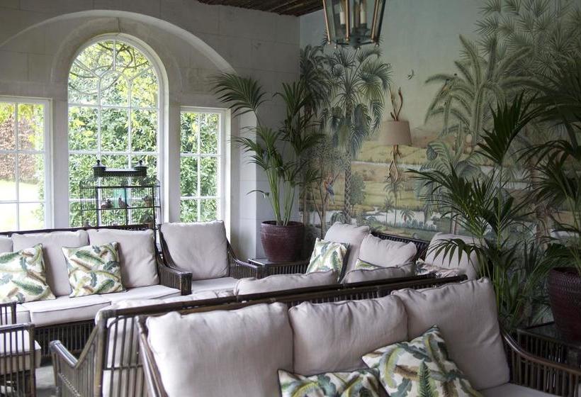 Отель 10 Castle Street