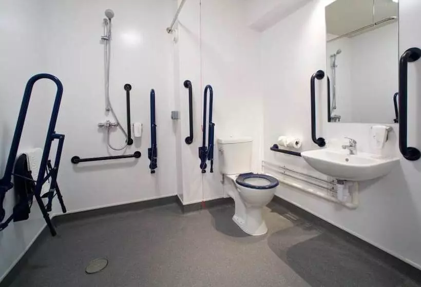 Hotelli Chain Runner, Livingston By Marston S Inns