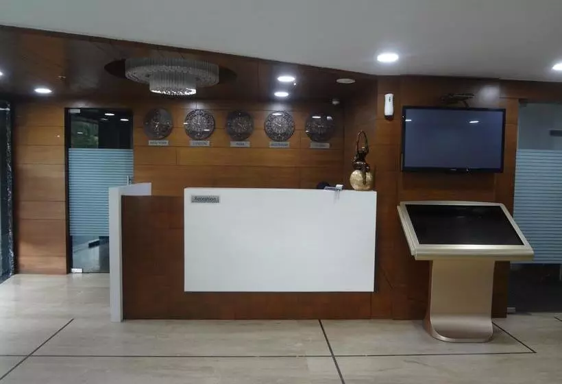Hotel Dev Aadi
