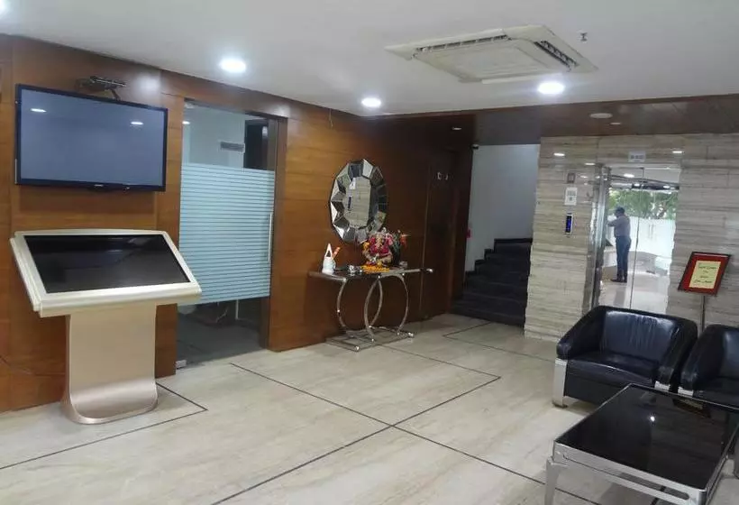Hotel Dev Aadi