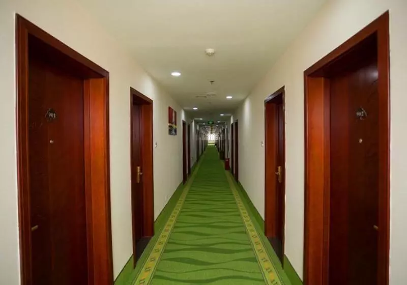 ホテル Greentree Inn Qinhuangdao Railway Station Square Express