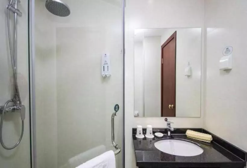 ホテル Greentree Inn Qinhuangdao Railway Station Square Express