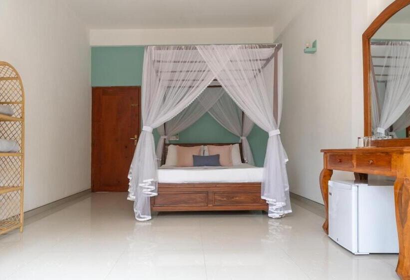 Hotel Rise   Bed & Breakfast