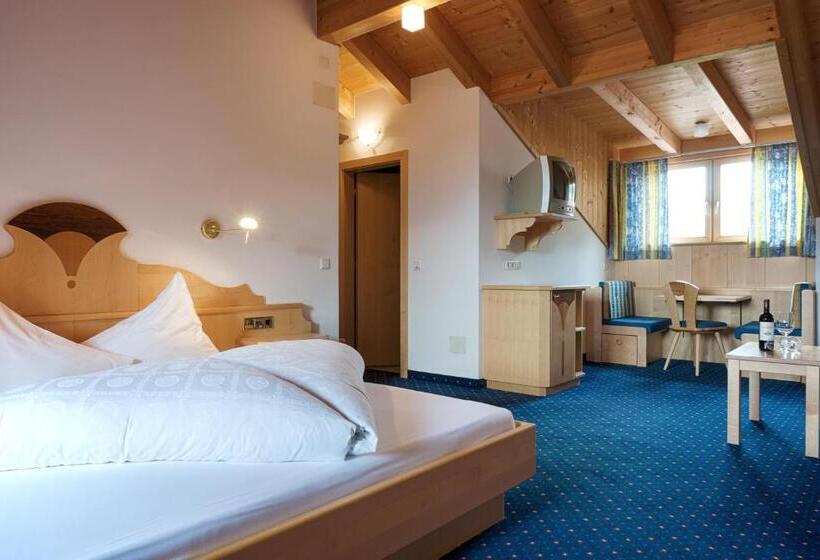 Отель Schwarzer Adler