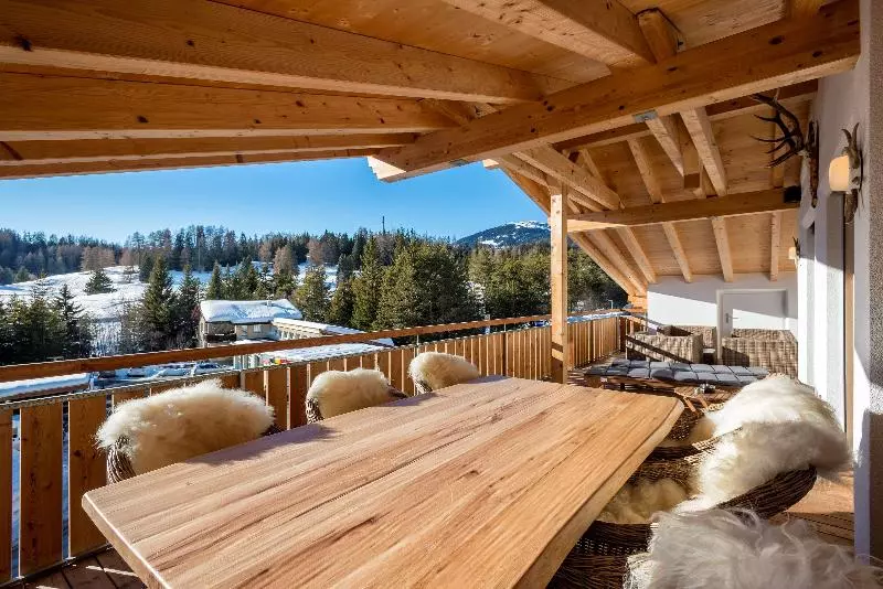 ホテル Sarain Active Mountain Resort