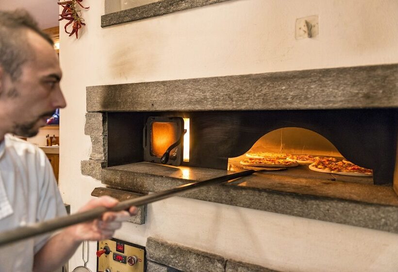 호텔 Sarain Active Mountain Resort