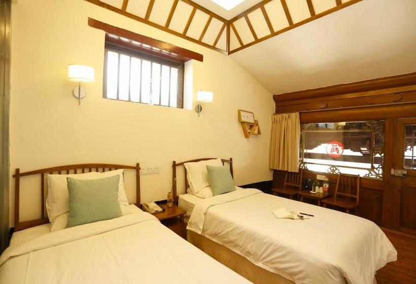 בית מלון כפרי Waiting For Art