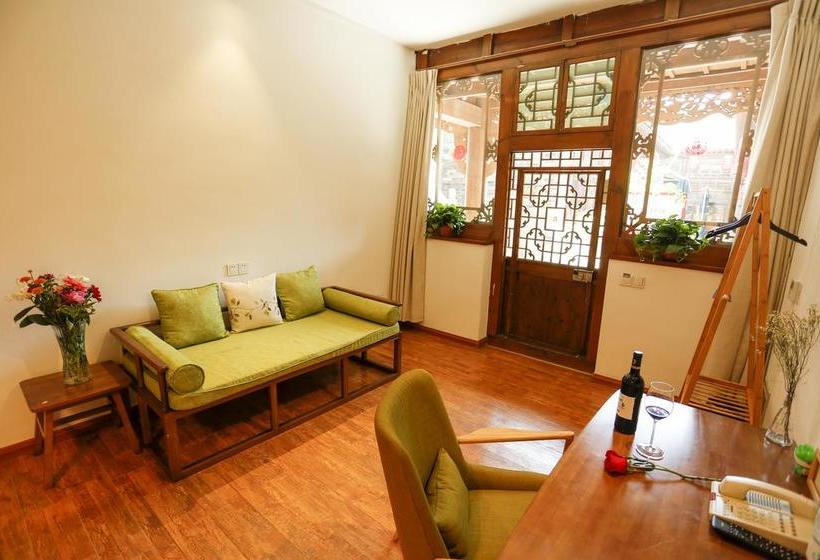 בית מלון כפרי Waiting For Art