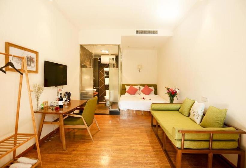 בית מלון כפרי Waiting For Art