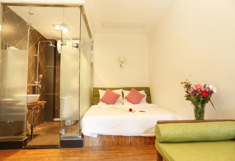 בית מלון כפרי Waiting For Art