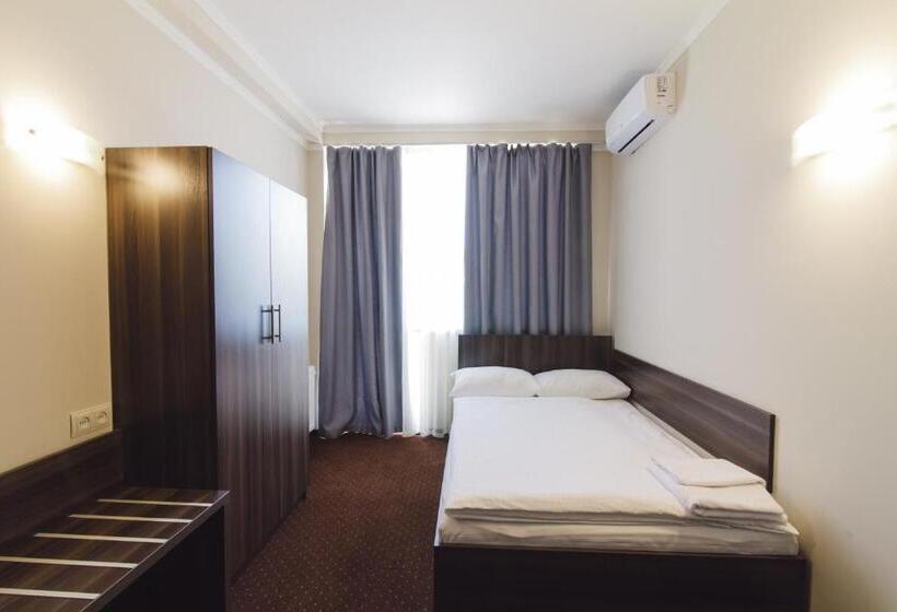 هتل Zinedine Sport