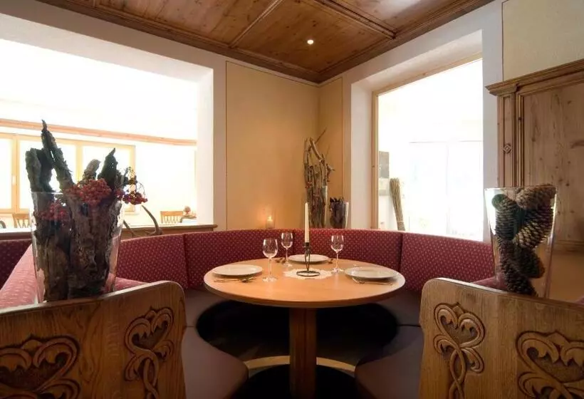 Aamiaismajoitus (B&B) Ferienhof Schöne Aussicht