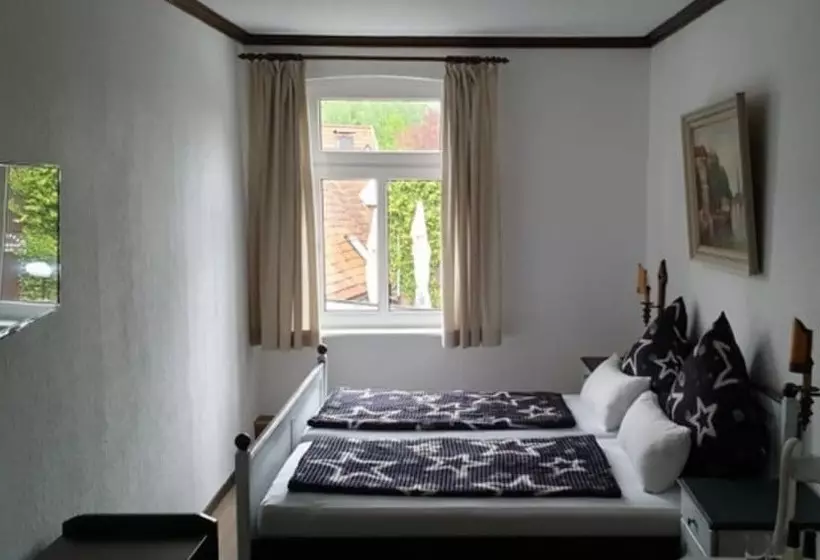 Restaurant  Hotel  Biergarten Haduloha