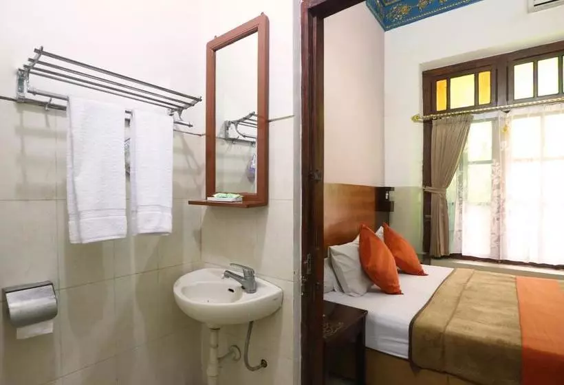 Hotel Keluarga Djagalan Raya