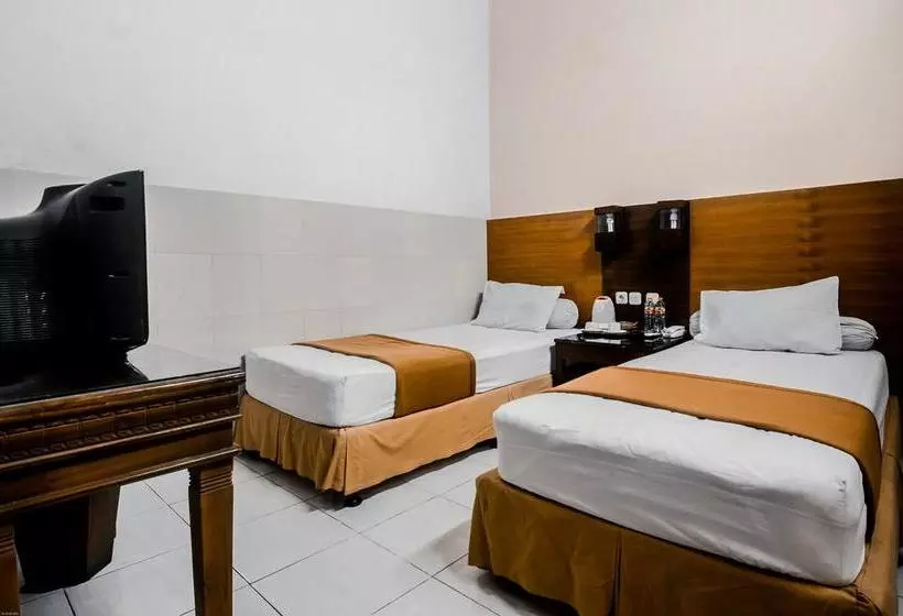 Hotel Keluarga Djagalan Raya