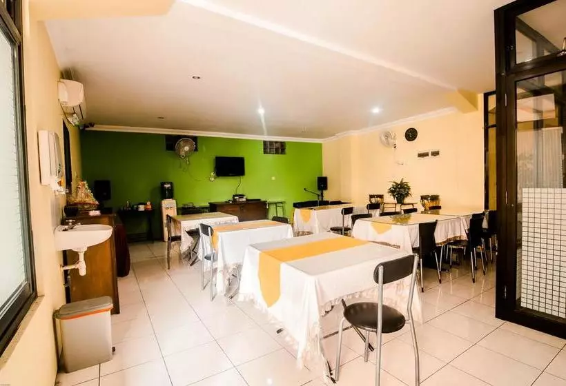 Hotel Keluarga Djagalan Raya