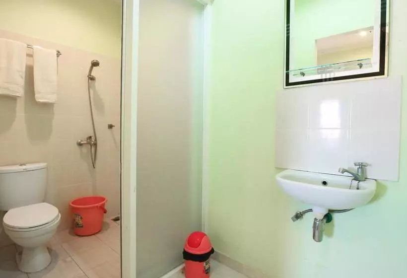 Hotel Keluarga Djagalan Raya