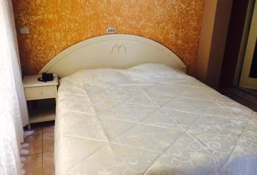 ホテル Mediterraneo Arequipa