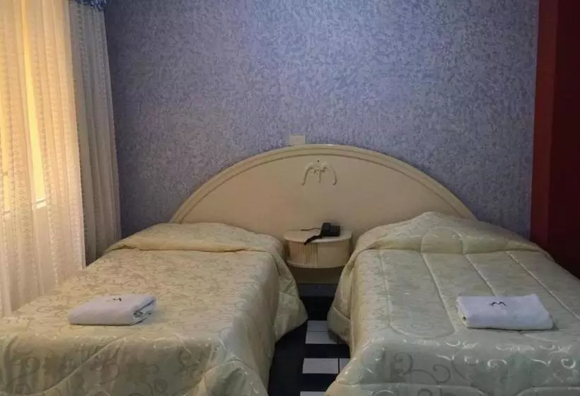 ホテル Mediterraneo Arequipa