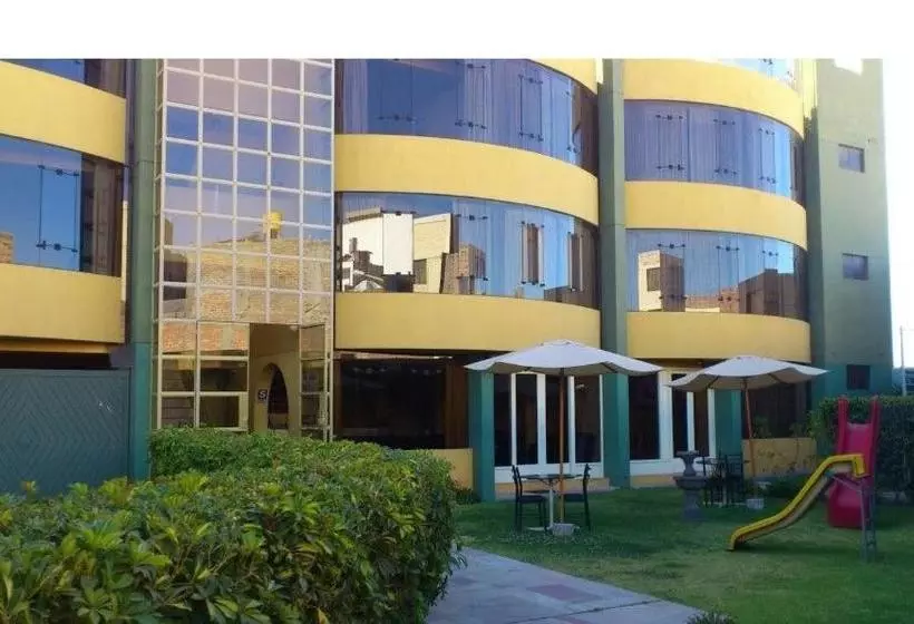 ホテル Mediterraneo Arequipa