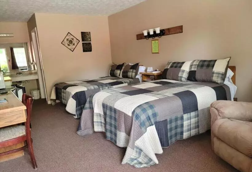 Motelli Bay Springs Country Inn & Marina