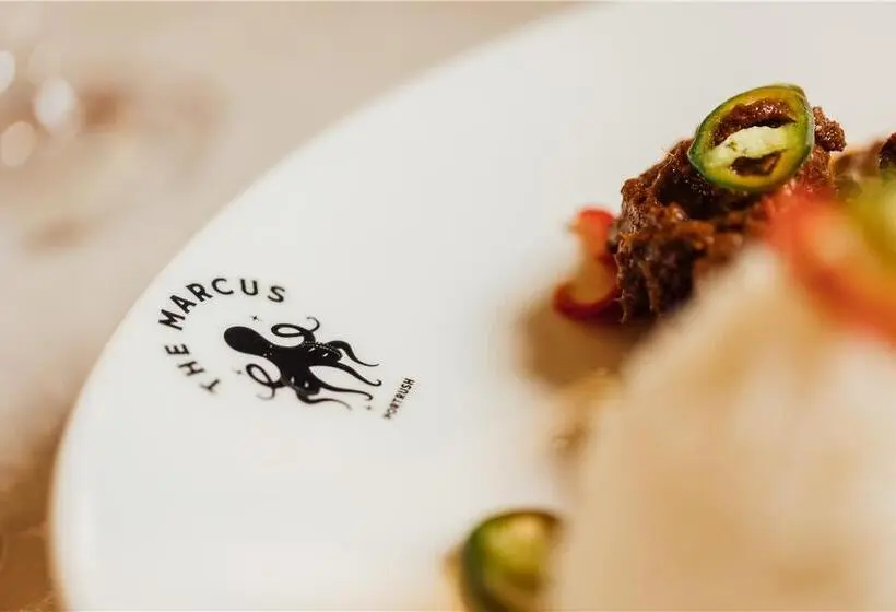 ホテル The Marcus Portrush Tapestry Collection By Hilton