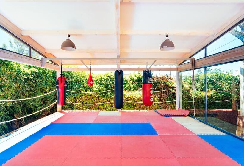 هاستل Lucky S Guest House