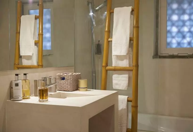 Retkeilymaja Lucky S Guest House