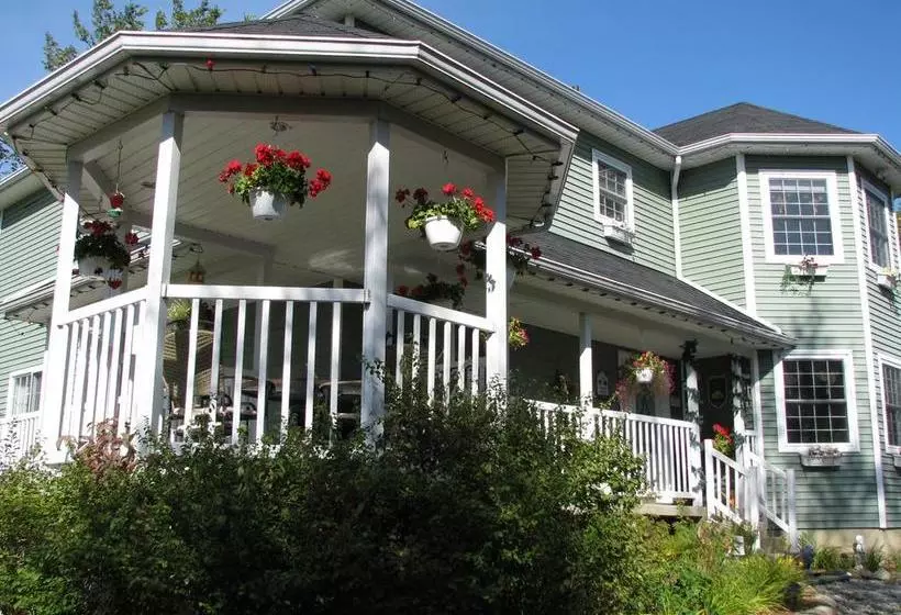 Arkadia Eastman B&b